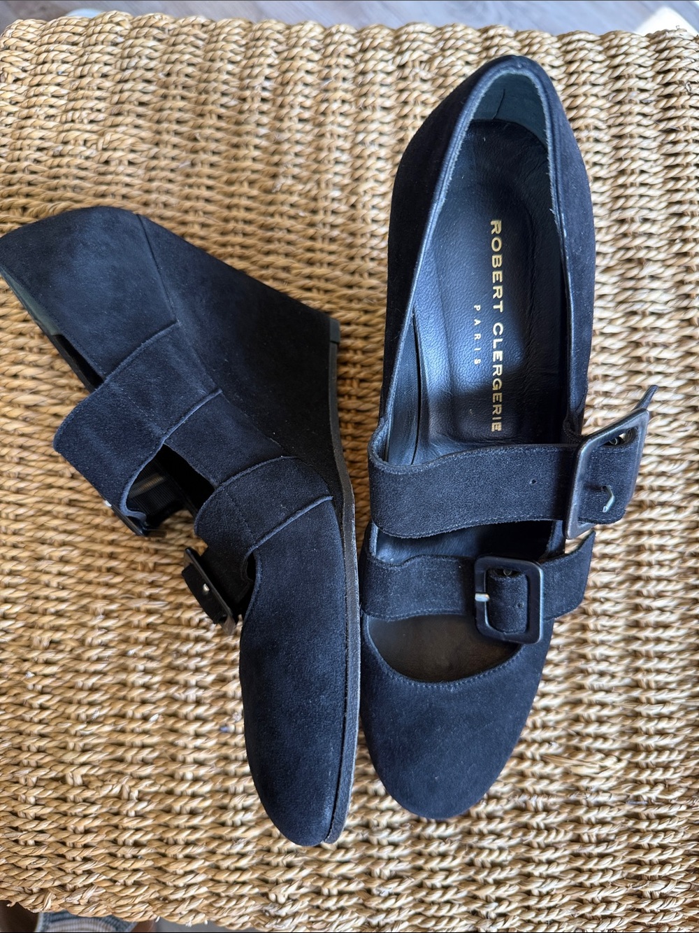 Robert Clergerie Black Suede wedge Sandals – Size 8.5 (39 EU)